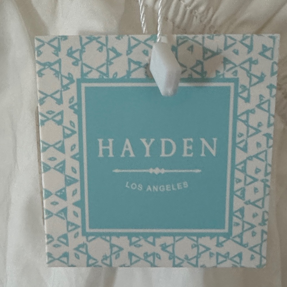 NWT🥰🥰Hayden White Ruffle Top - Picture 3 of 6